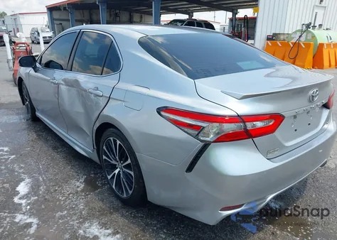 2018 Toyota Camry Se from USA, damaged, VIN 4T1B11HK3JU570498